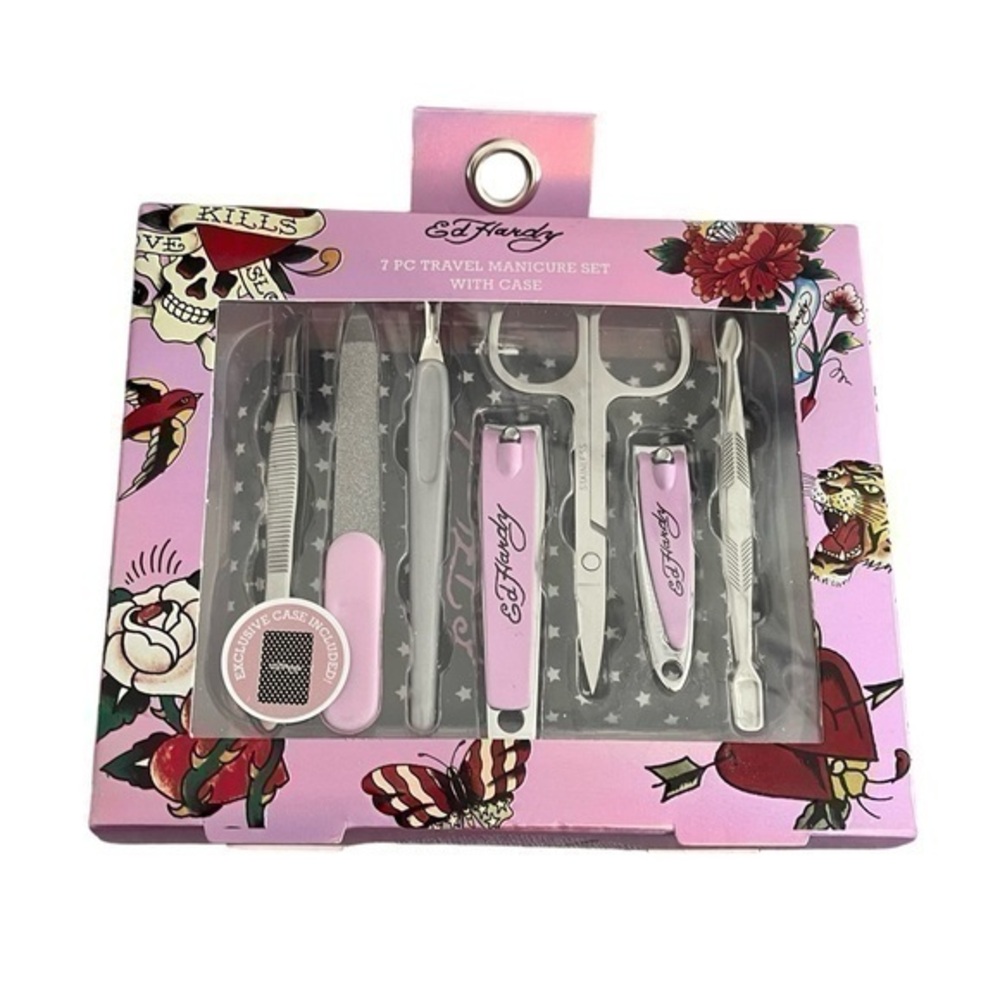 Ed Hardy 7 Piece Women’s Manicure & Pedicure Kit - NWB